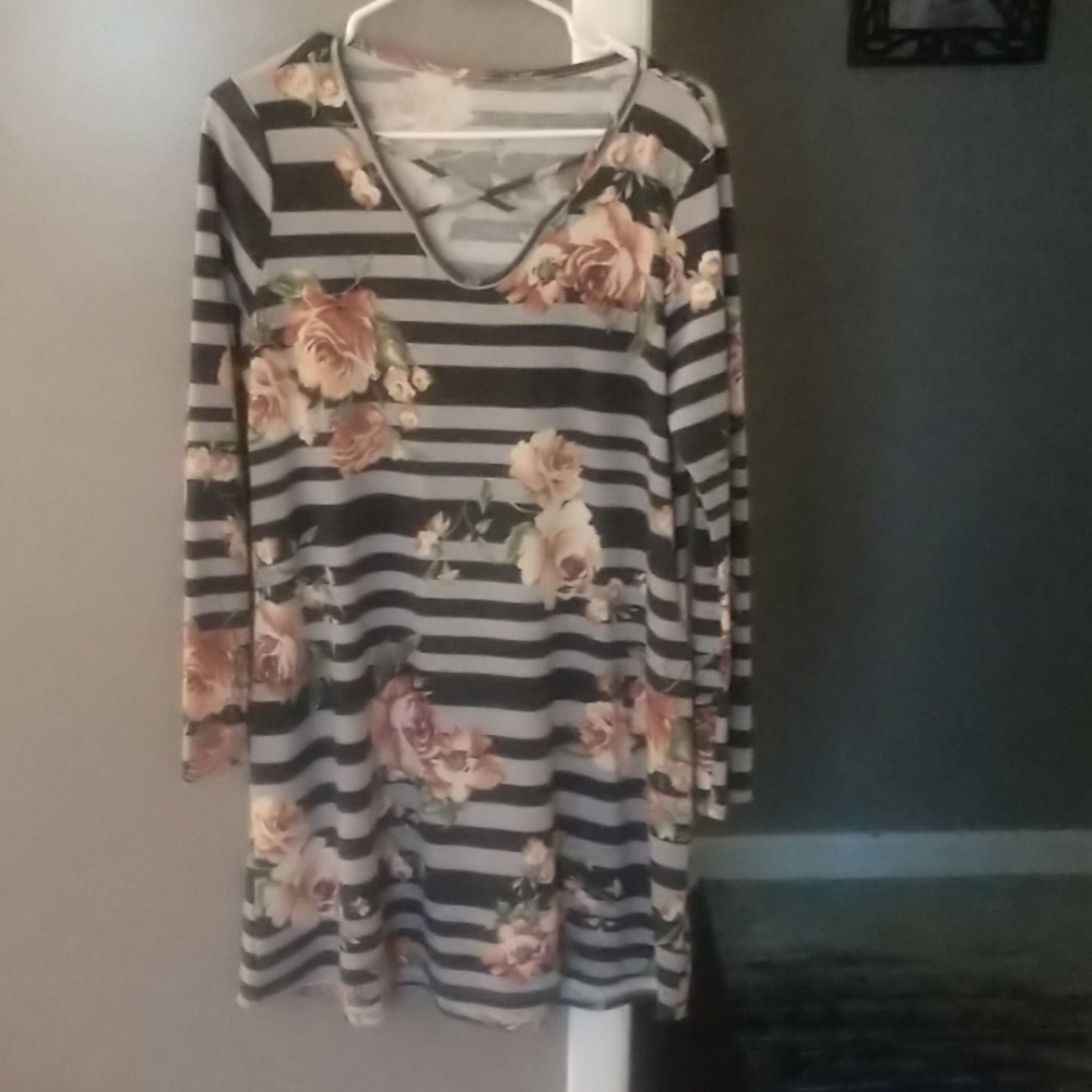 Boutique Lightweight Dress!